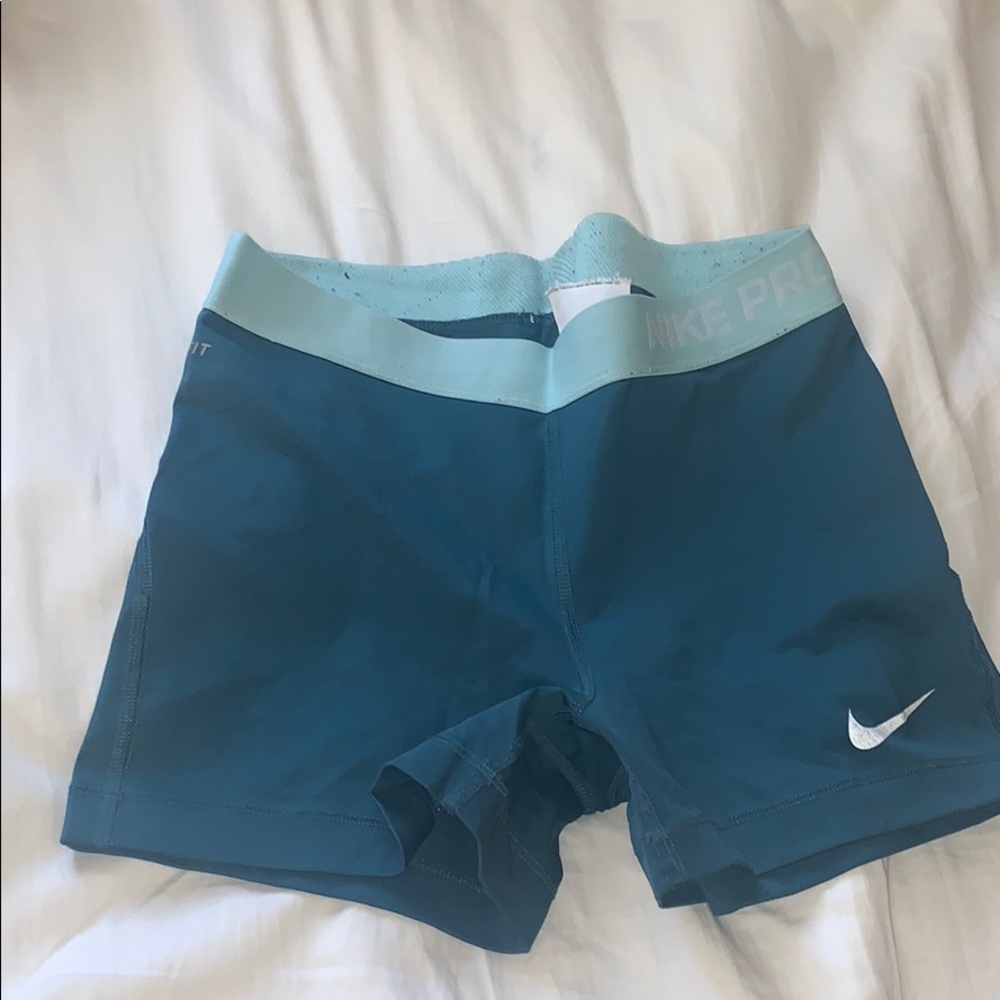 Blue nike pro